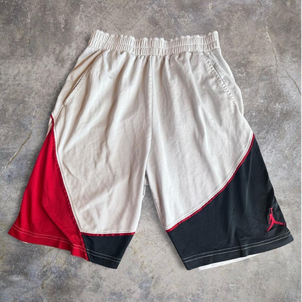 Air Jordan Basketball Shorts Mens S Grey Red Black Dri-FIT Colorblock Jumpman